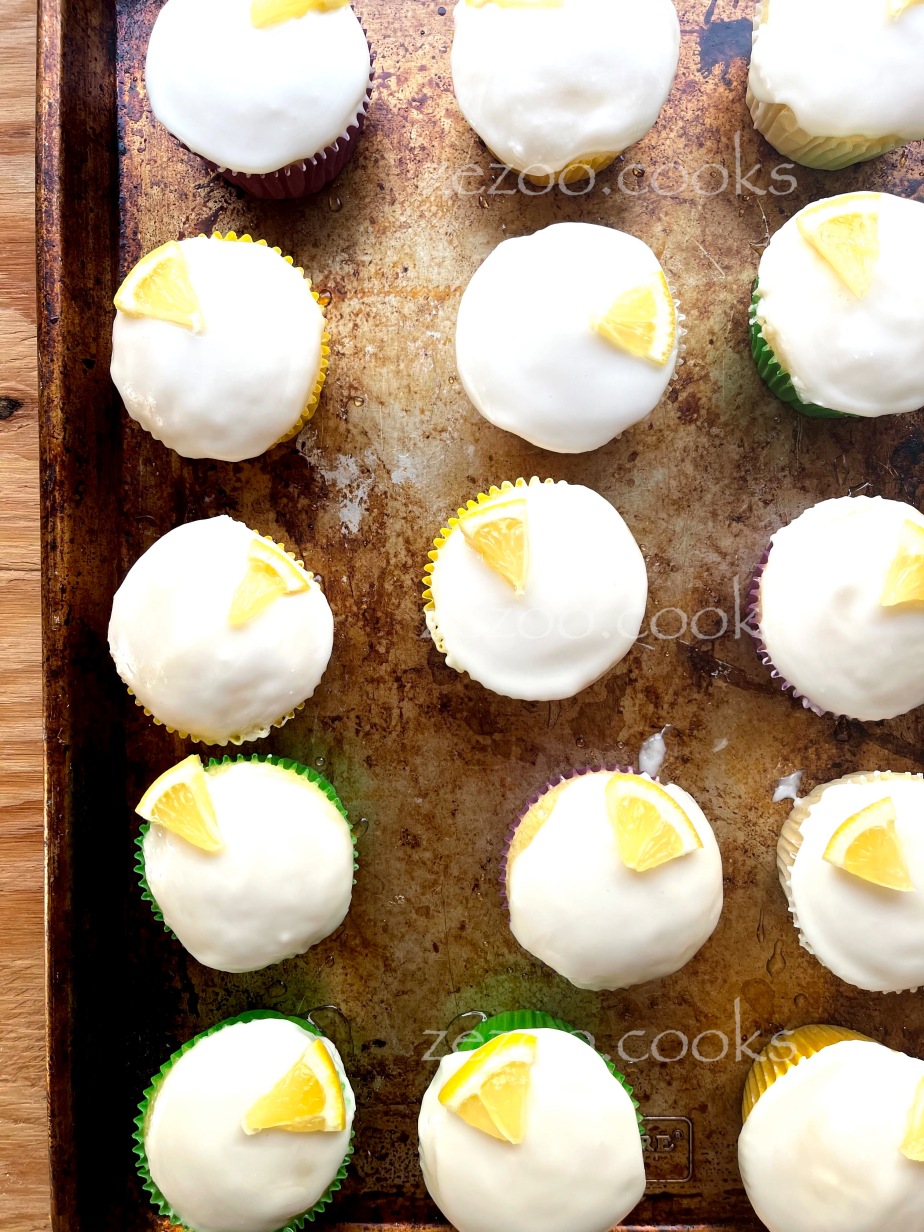 Lemon cupcakes with lemon icing